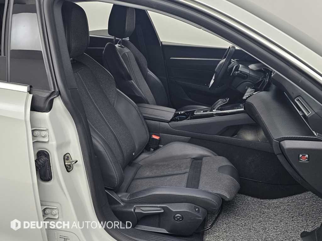 Peugeot 508 - Vista 10