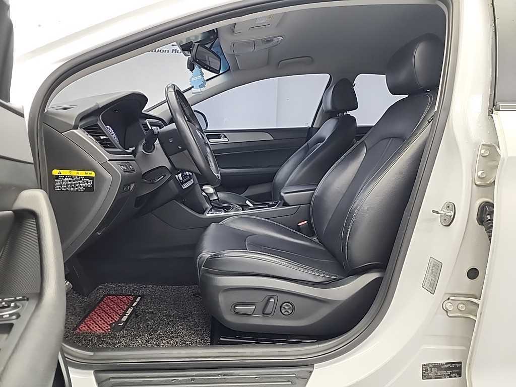 HYUNDAI Sonata - Vista 11