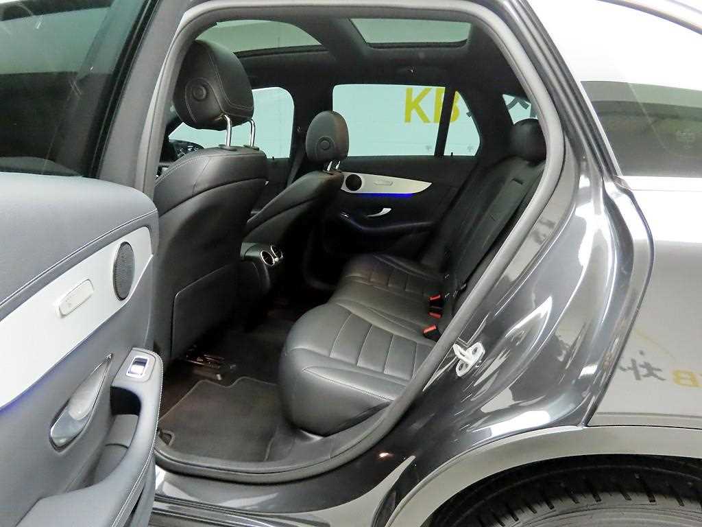 Mercedes Benz GLC Class 2021 Negro - Importación desde Corea - HF Imports Iquique - Foto 14