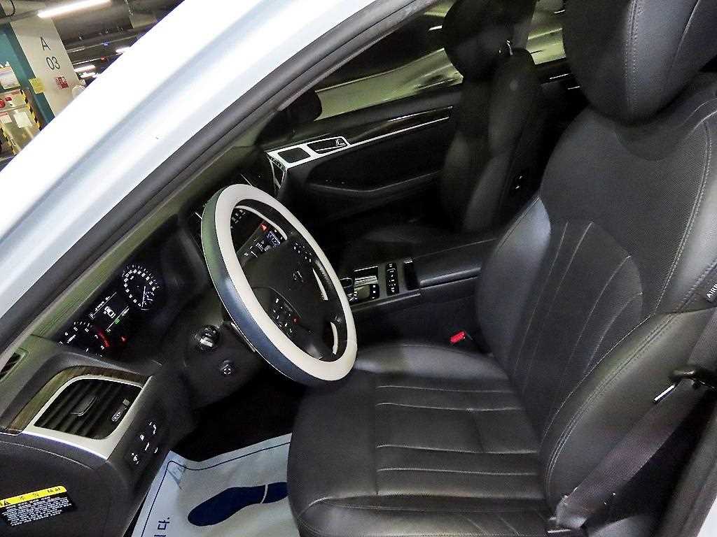 Genesis G80 - Vista 6