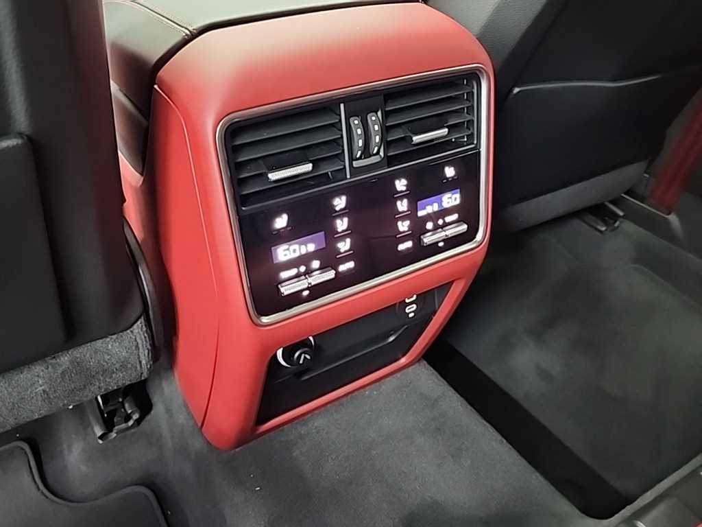 Porsche Cayenne 2023 skyblue - Importación desde Corea - HF Imports Iquique - Foto 13