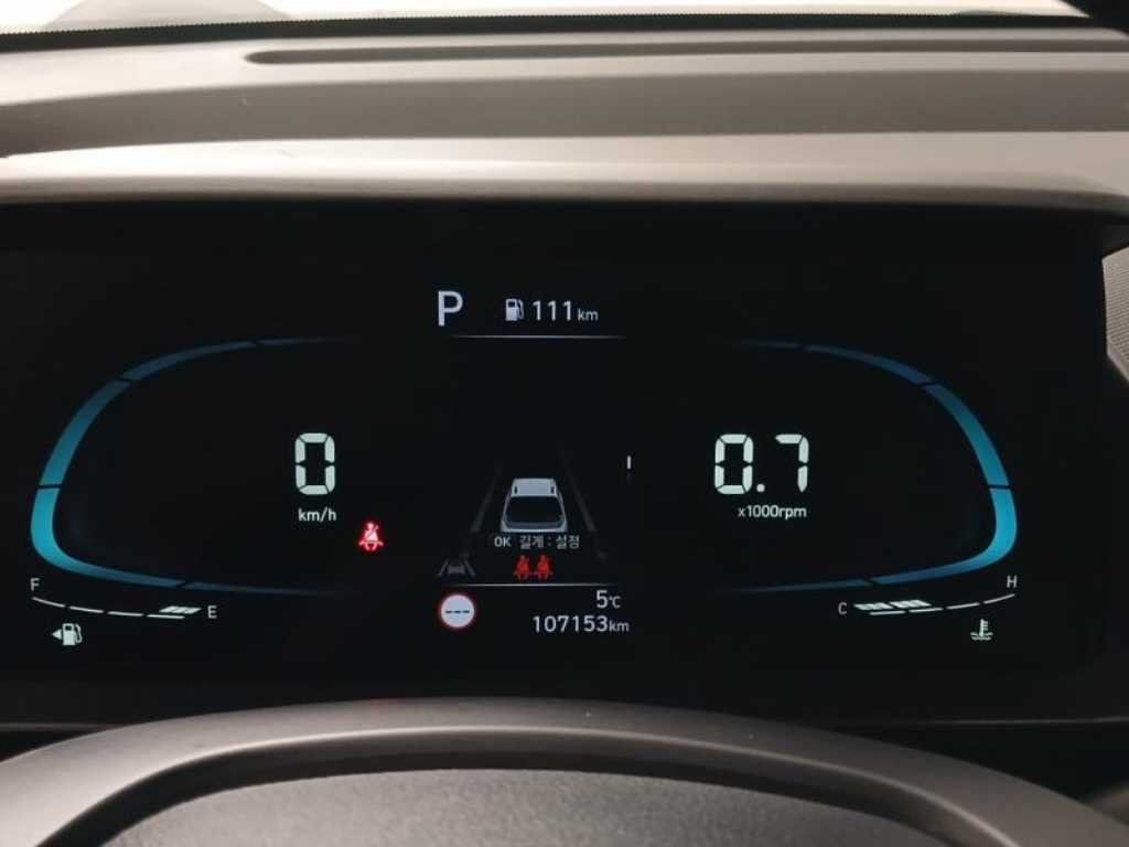 HYUNDAI Casper - Vista 10