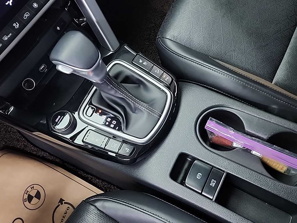 KIA Seltos - Vista 8