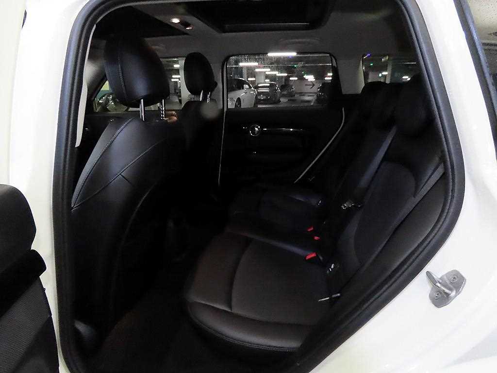 Mini Clubman - Vista 7