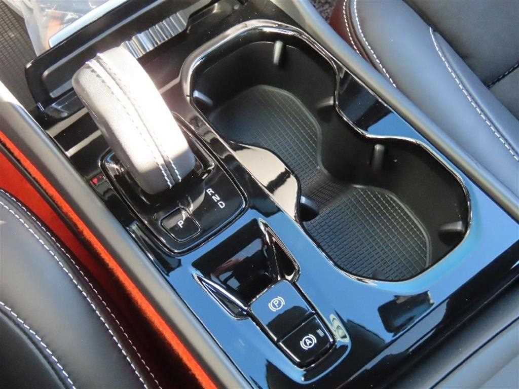 Volvo XC40 - Vista 6