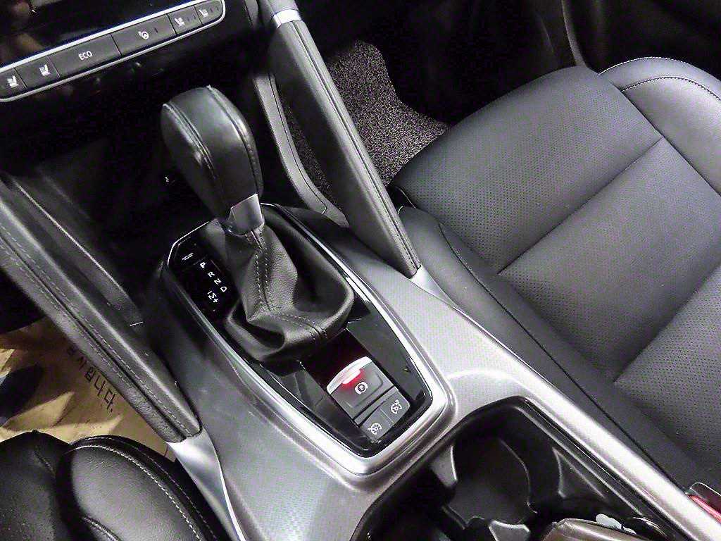 SAMSUNG QM6 - Vista 10