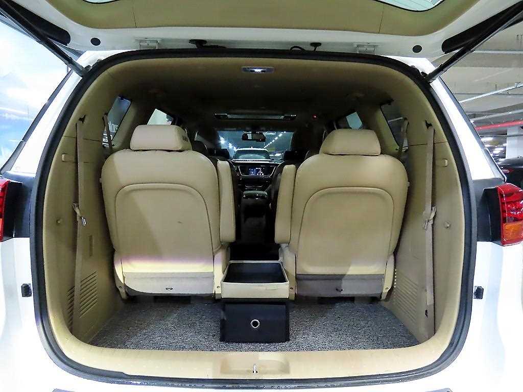 KIA Carnival 2019 Blanco - Importación desde Corea - HF Imports Iquique - Foto 16