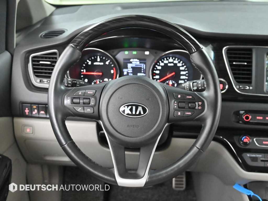 KIA Carnival 2019 Blanco - Importación desde Corea - HF Imports Iquique - Foto 13