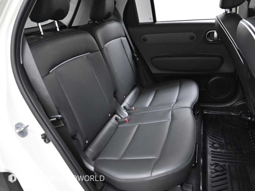 HYUNDAI Casper - Vista 12