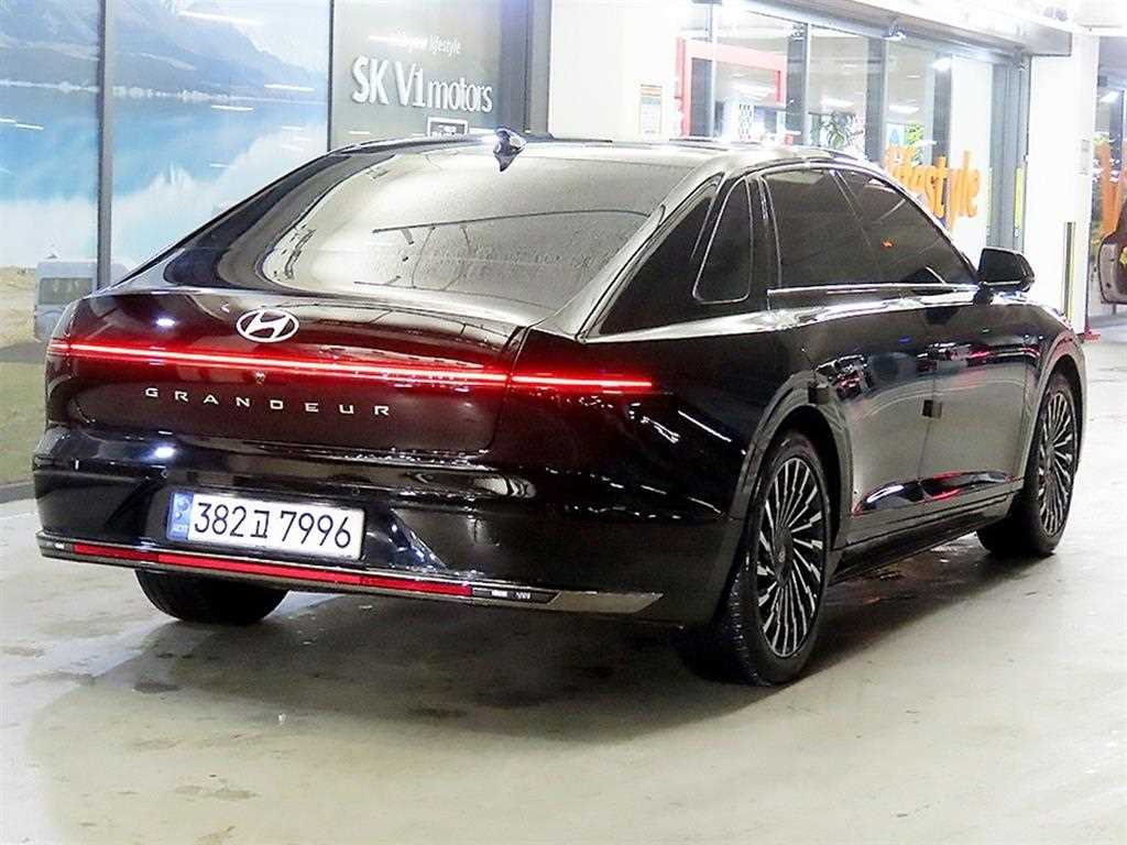 HYUNDAI Grandeur - Vista 4