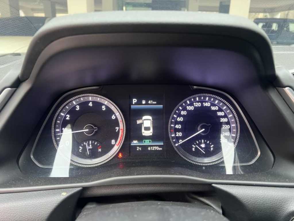 HYUNDAI Sonata - Vista 10