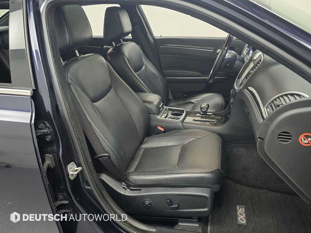 Chrysler 300C - Vista 10