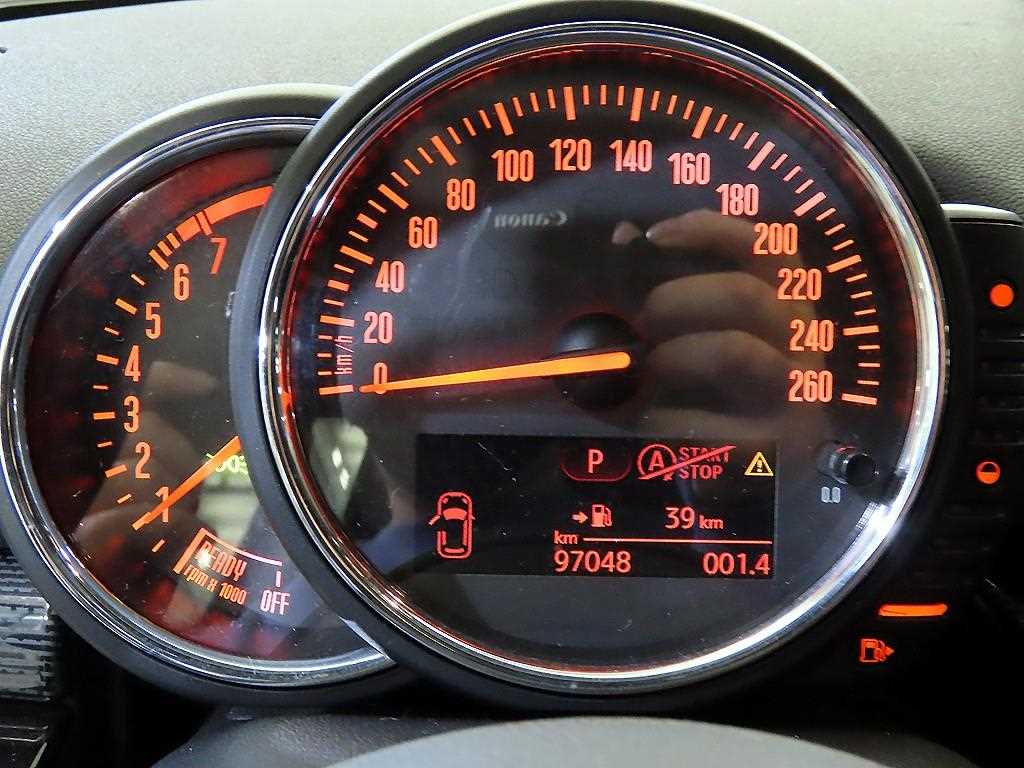 Mini Clubman - Vista 9