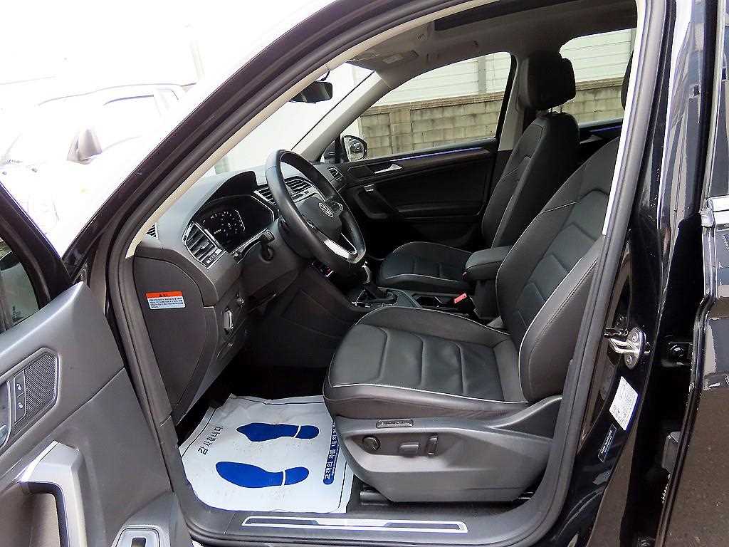 Volkswagen Tiguan - Vista 5