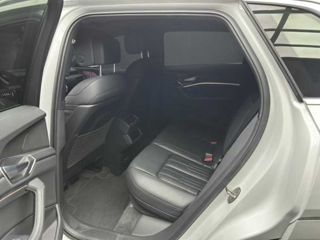 Audi e-Tron - Vista 6