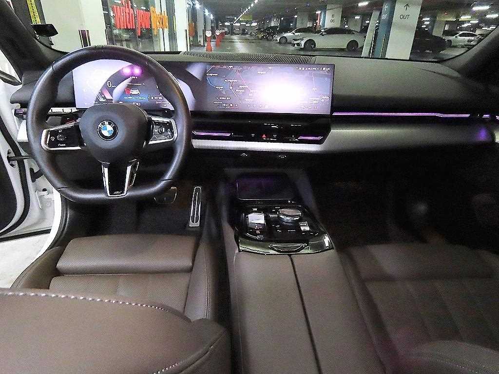 BMW 5 Series - Vista 10