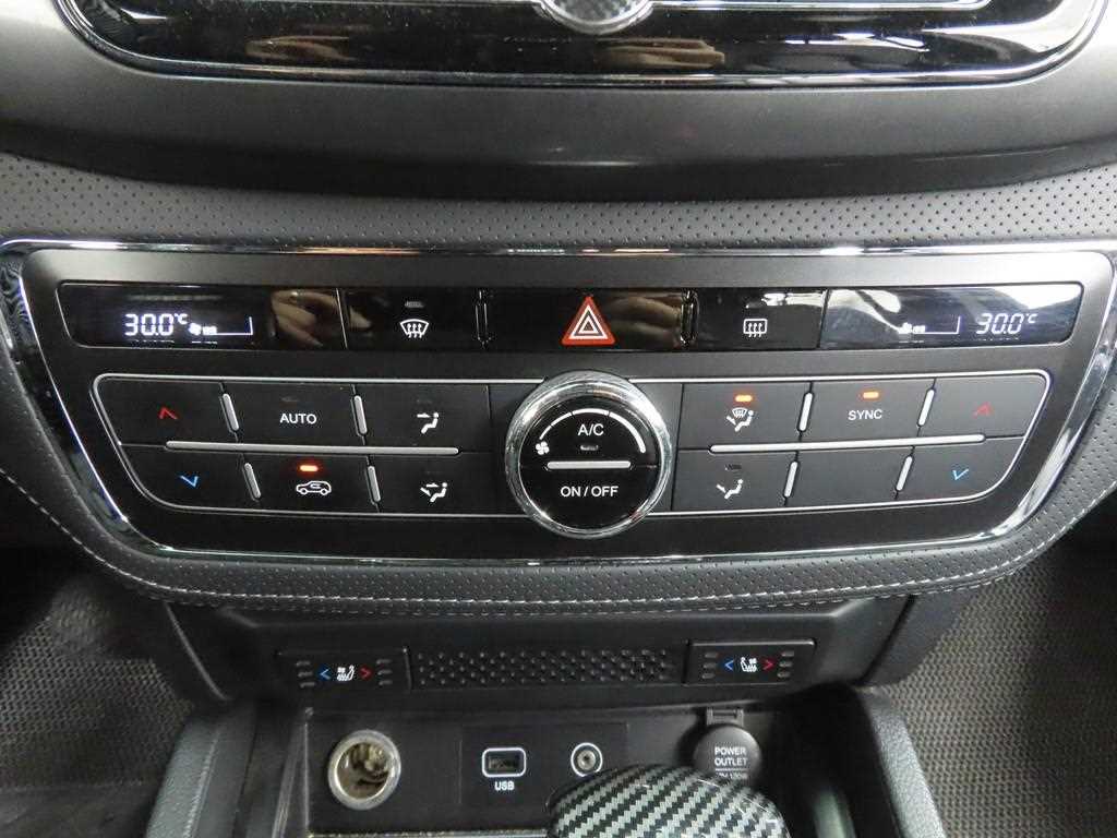 Ssangyong Rexton - Vista 12