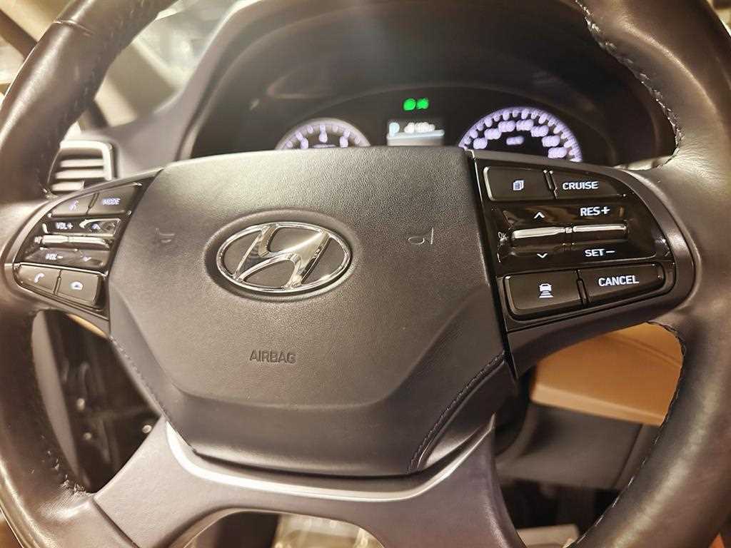 HYUNDAI Grandeur - Vista 7