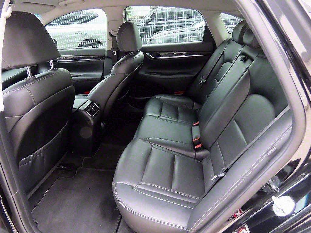 HYUNDAI Grandeur - Vista 6