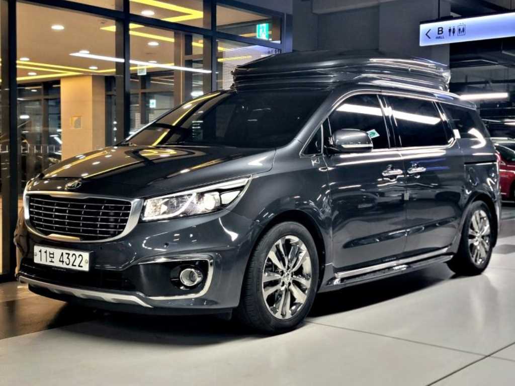 KIA Carnival 2016 Gris - Importación desde Corea - HF Imports Iquique - Foto 1