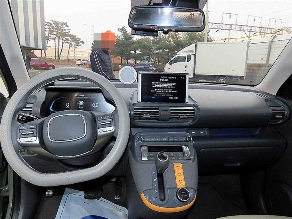 HYUNDAI Casper - Vista 7