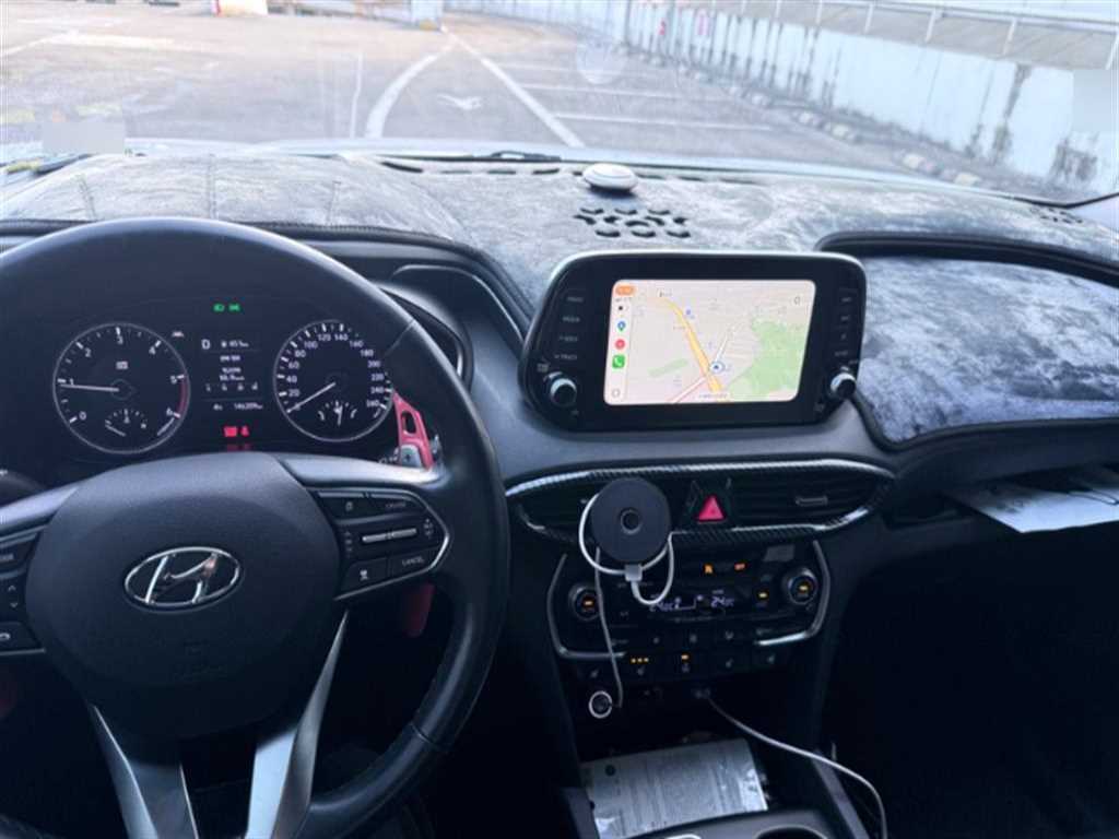 HYUNDAI Santa Fe - Vista 5