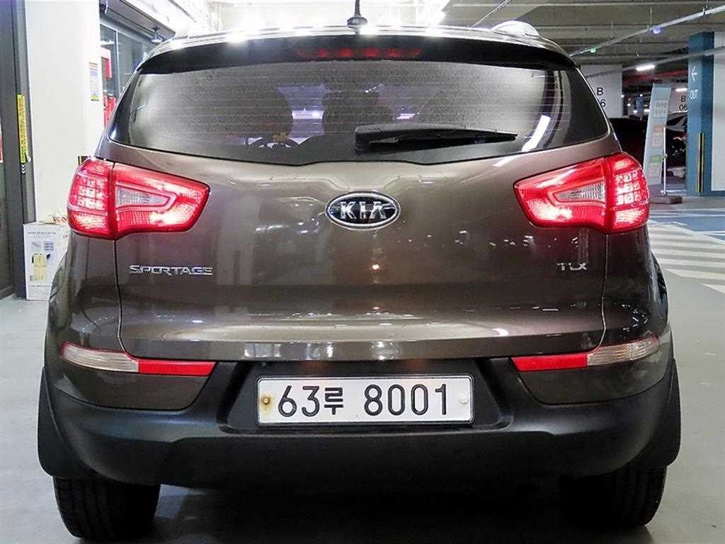 KIA Sportage - Vista 5