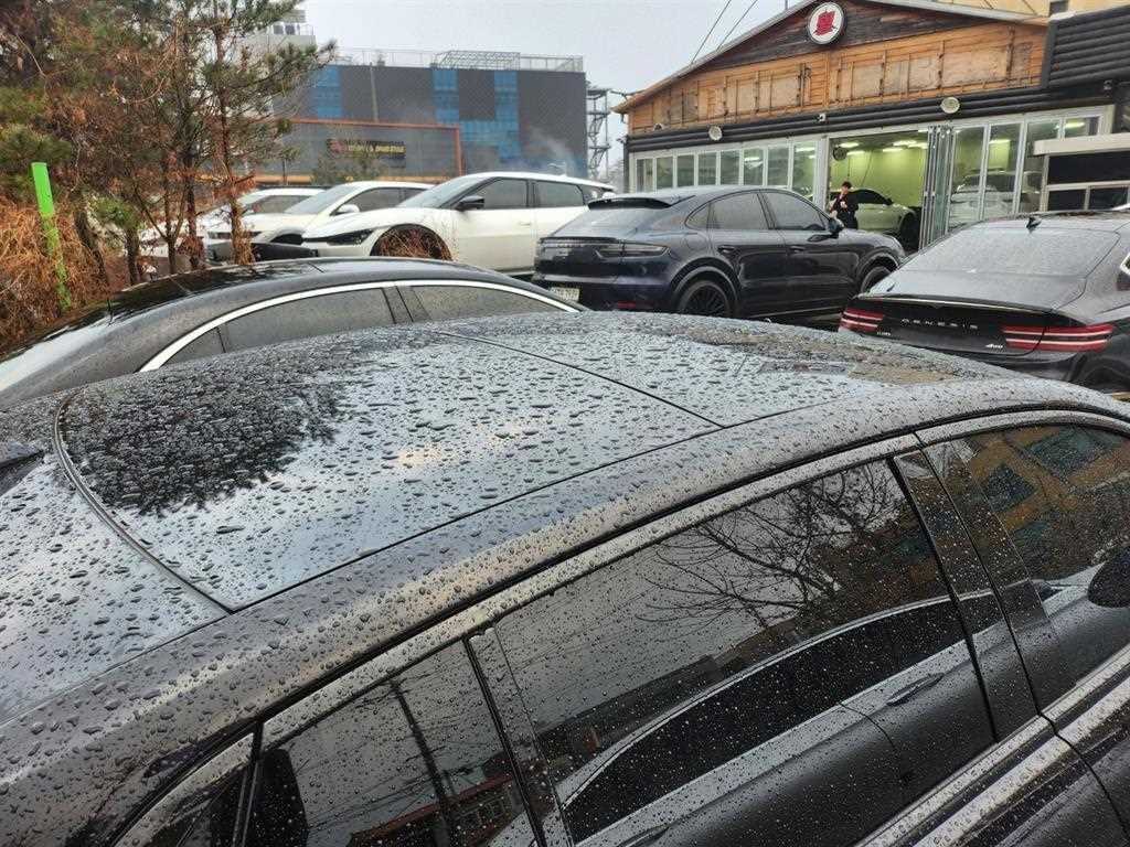 Genesis G90 - Vista 5