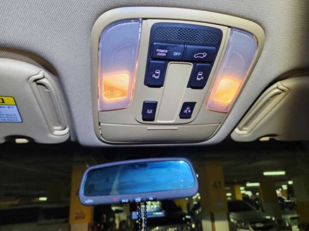 KIA Carnival 2016 Negro - Importación desde Corea - HF Imports Iquique - Foto 15