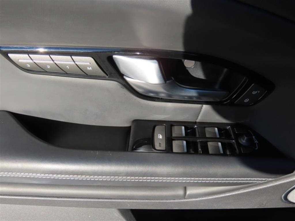 Land Rover Range Rover Bike - Vista 12