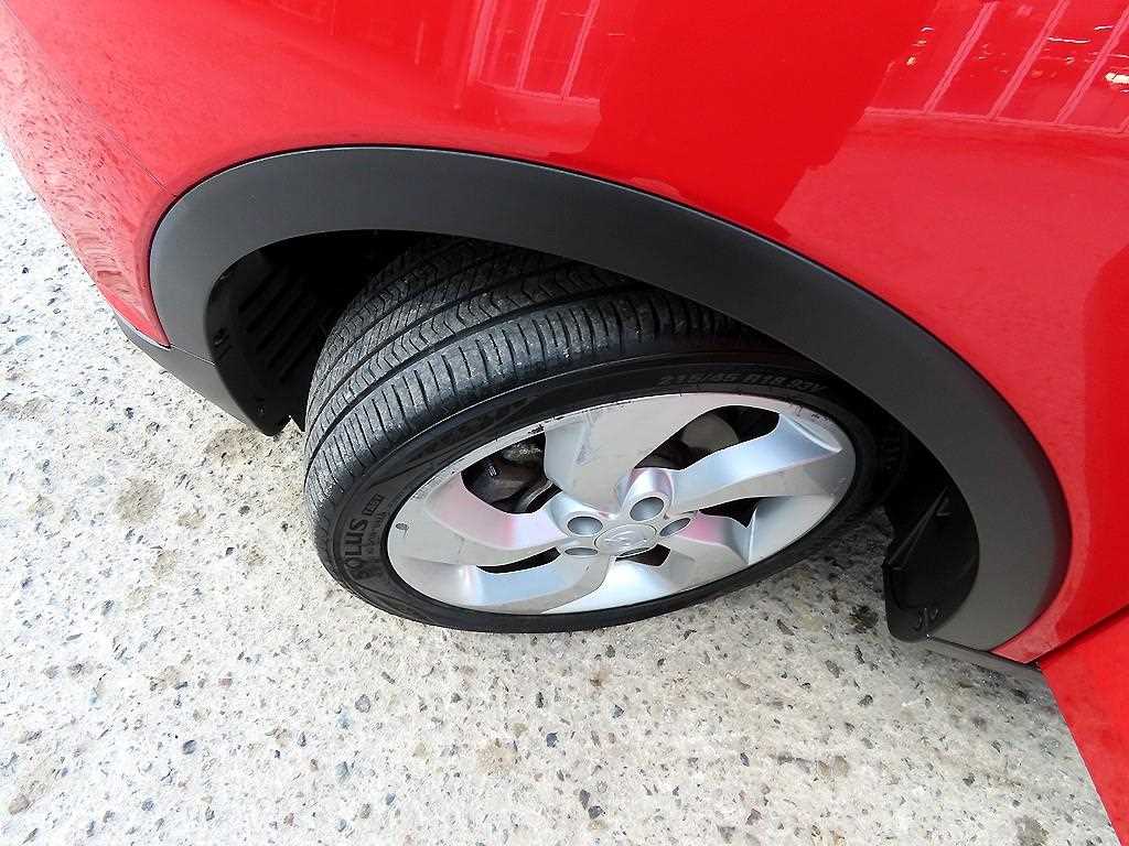 Ssangyong Tivoli 2015 Rojo - Importación desde Corea - HF Imports Iquique - Foto 18