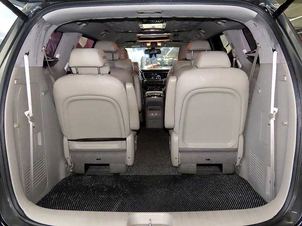 KIA Carnival 2017 - Importación desde Corea - HF Imports Iquique - Foto 14