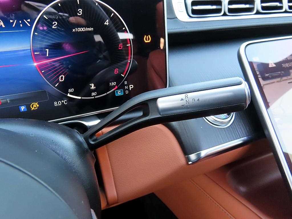 Mercedes Benz S Class - Vista 11