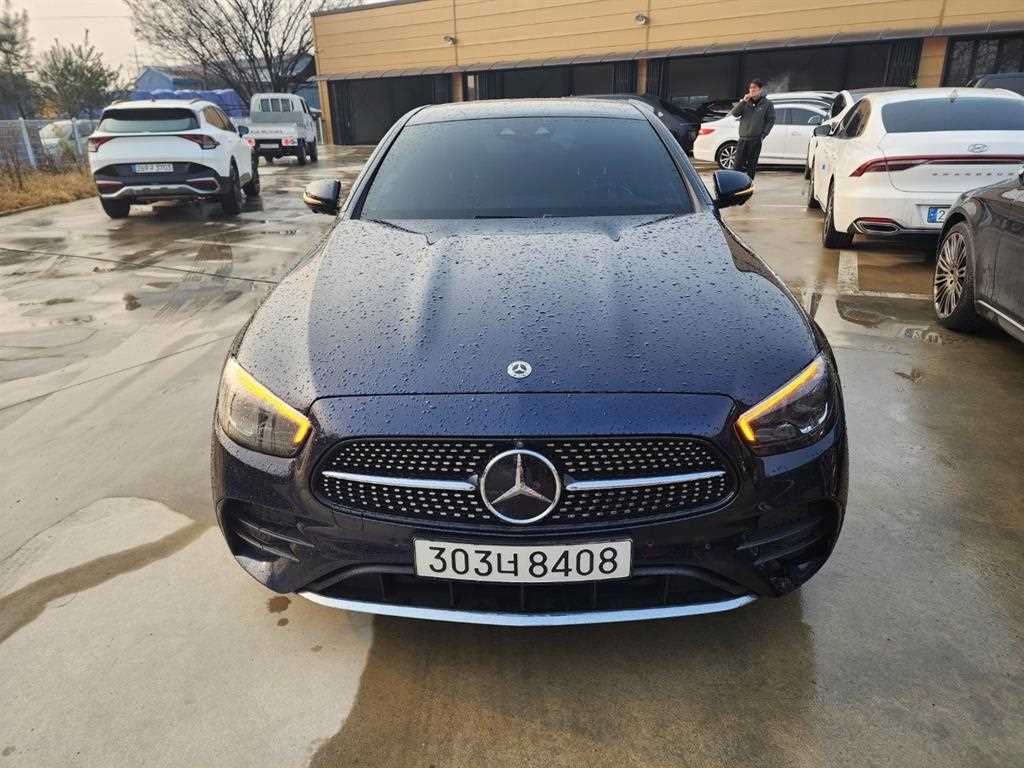 Mercedes Benz E class 2022 Azul - Importación desde Corea - HF Imports Iquique - Foto 1