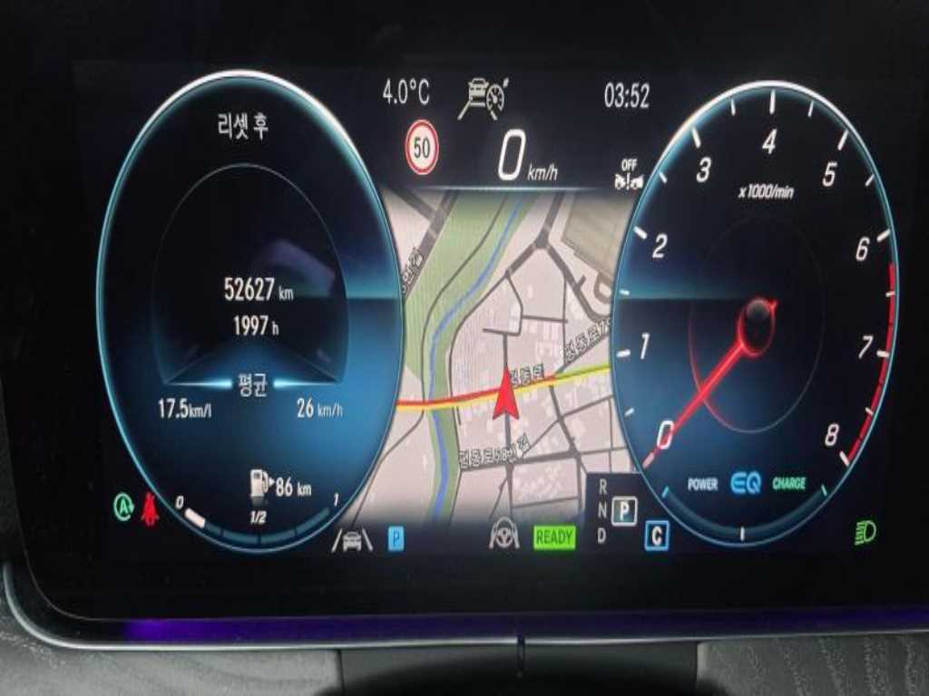 Mercedes Benz E class - Vista 5