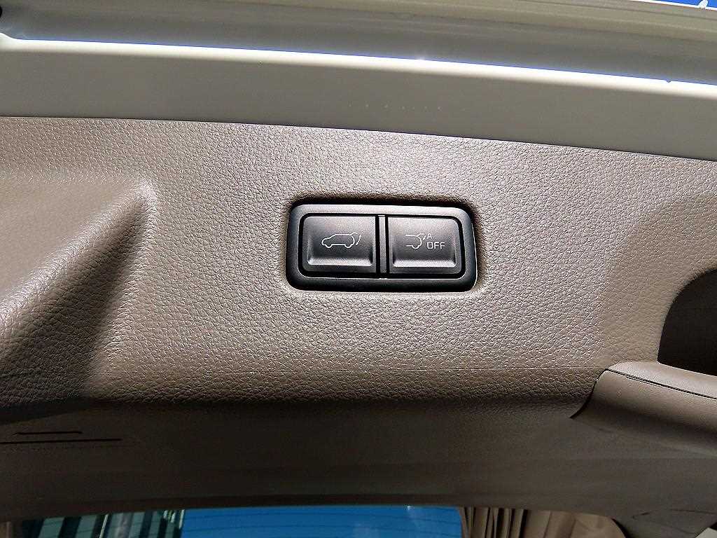 KIA Carnival 2023 Blanco - Importación desde Corea - HF Imports Iquique - Foto 15