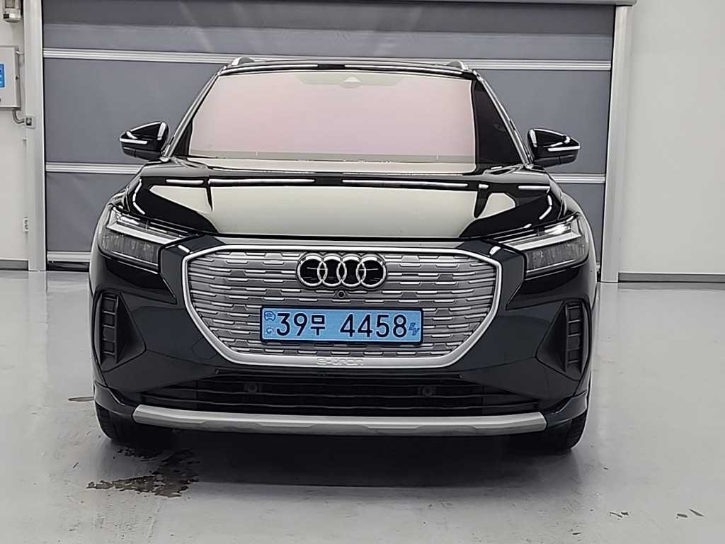 Audi Q4 - Vista 2