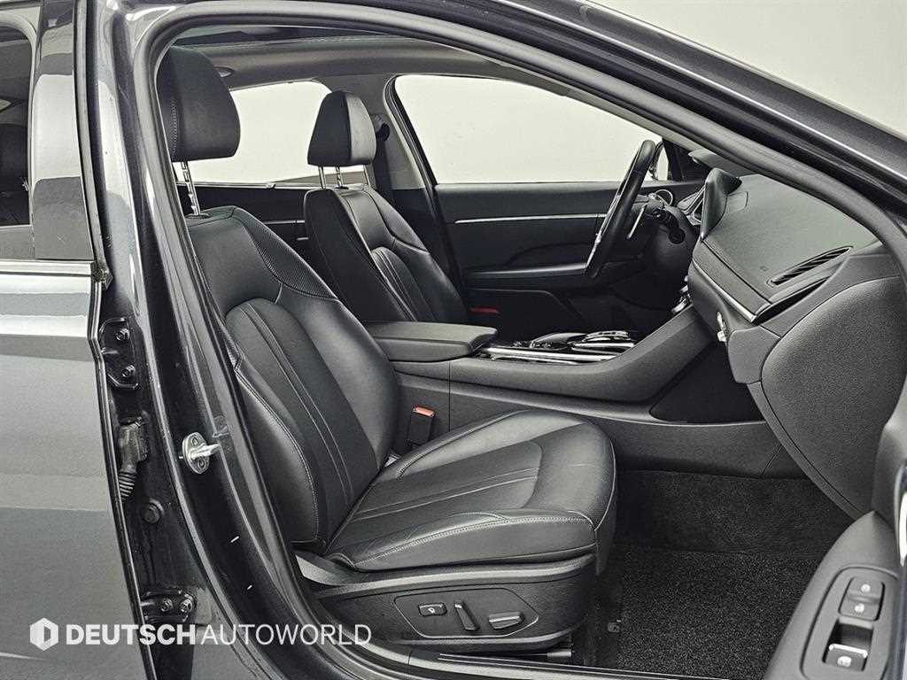 HYUNDAI Sonata - Vista 10