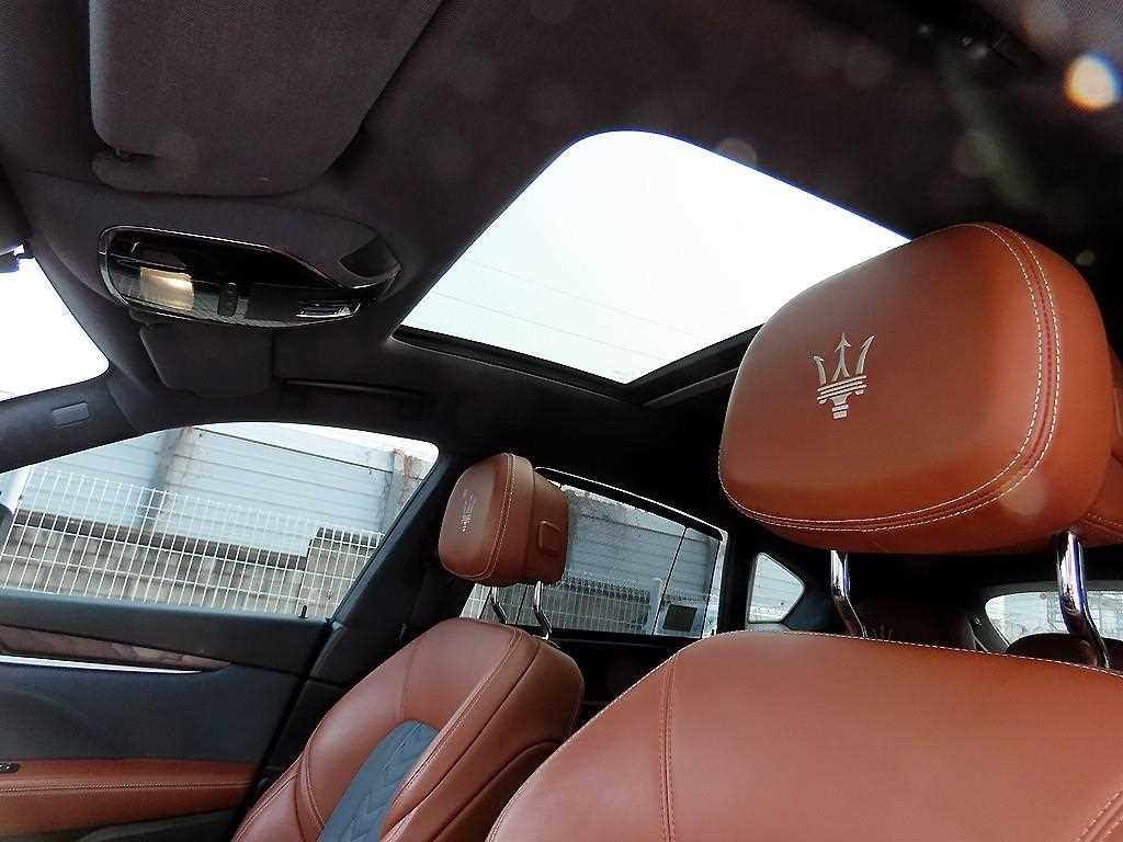 Maserati Levante 2018 Negro - Importación desde Corea - HF Imports Iquique - Foto 17