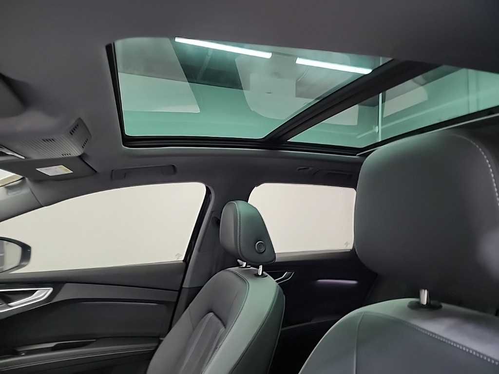 Audi Q4 2025 Negro - Importación desde Corea - HF Imports Iquique - Foto 14