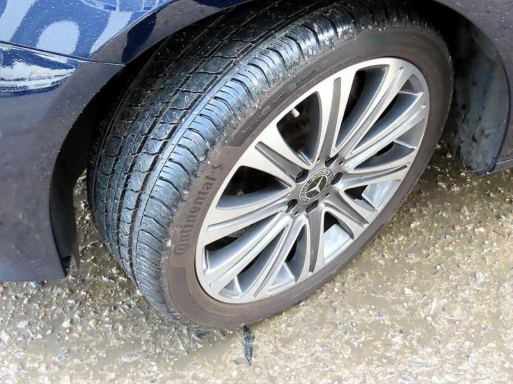 Mercedes Benz E class 2021 Azul - Importación desde Corea - HF Imports Iquique - Foto 20