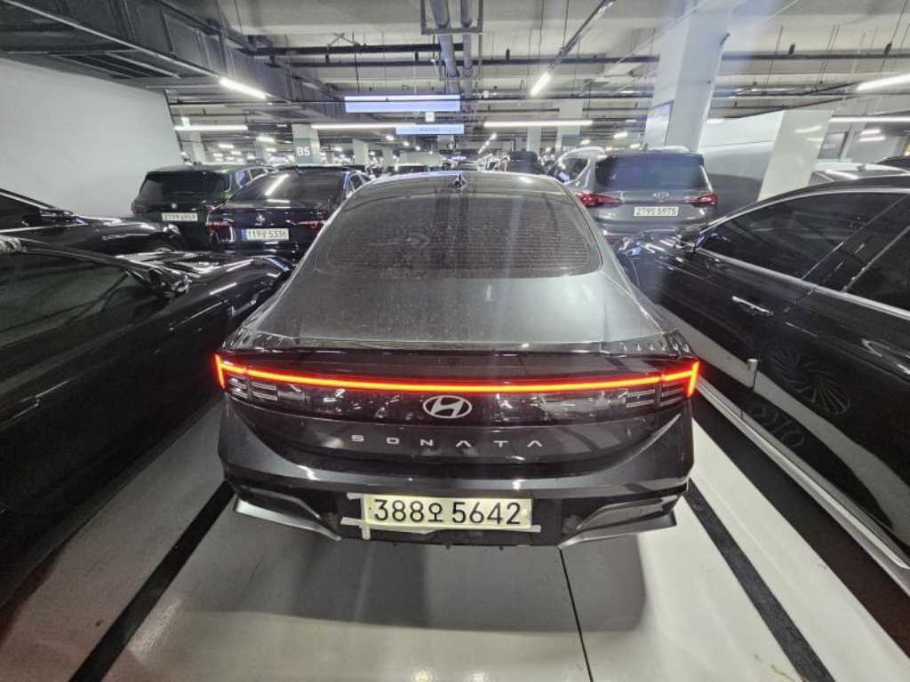 HYUNDAI Sonata - Vista 4