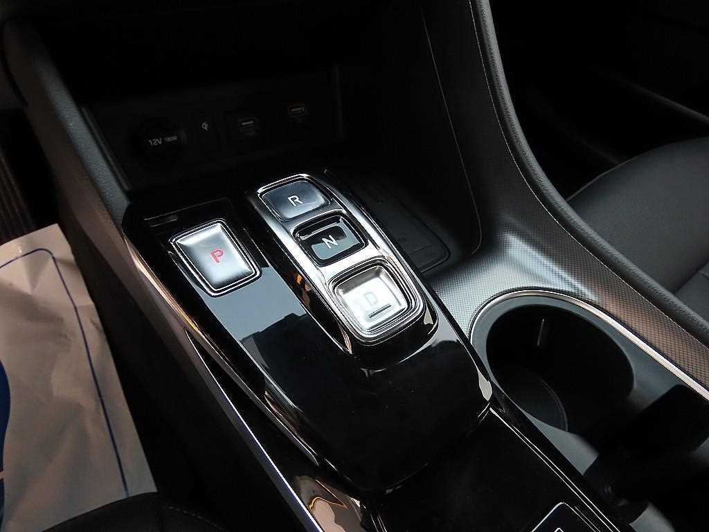 HYUNDAI Sonata - Vista 10