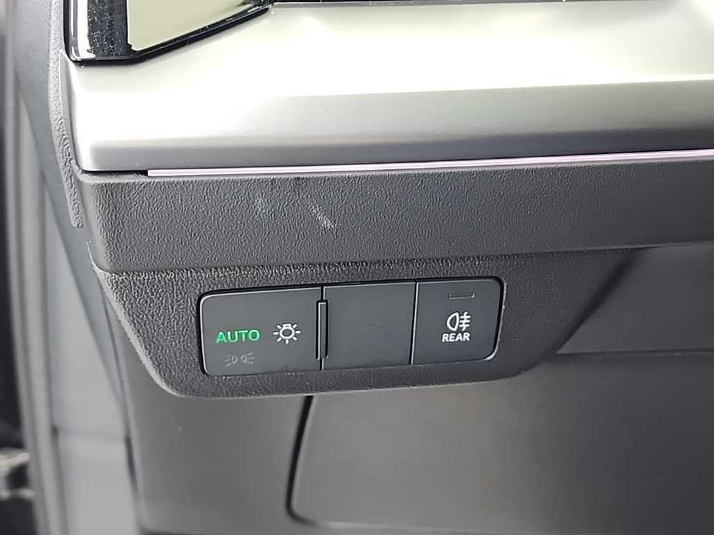 Audi Q4 2025 Negro - Importación desde Corea - HF Imports Iquique - Foto 18