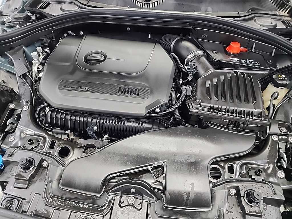 Mini Clubman - Vista 6