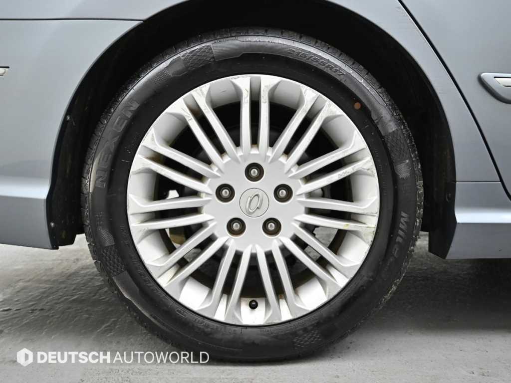 SAMSUNG SM7 - Vista 5