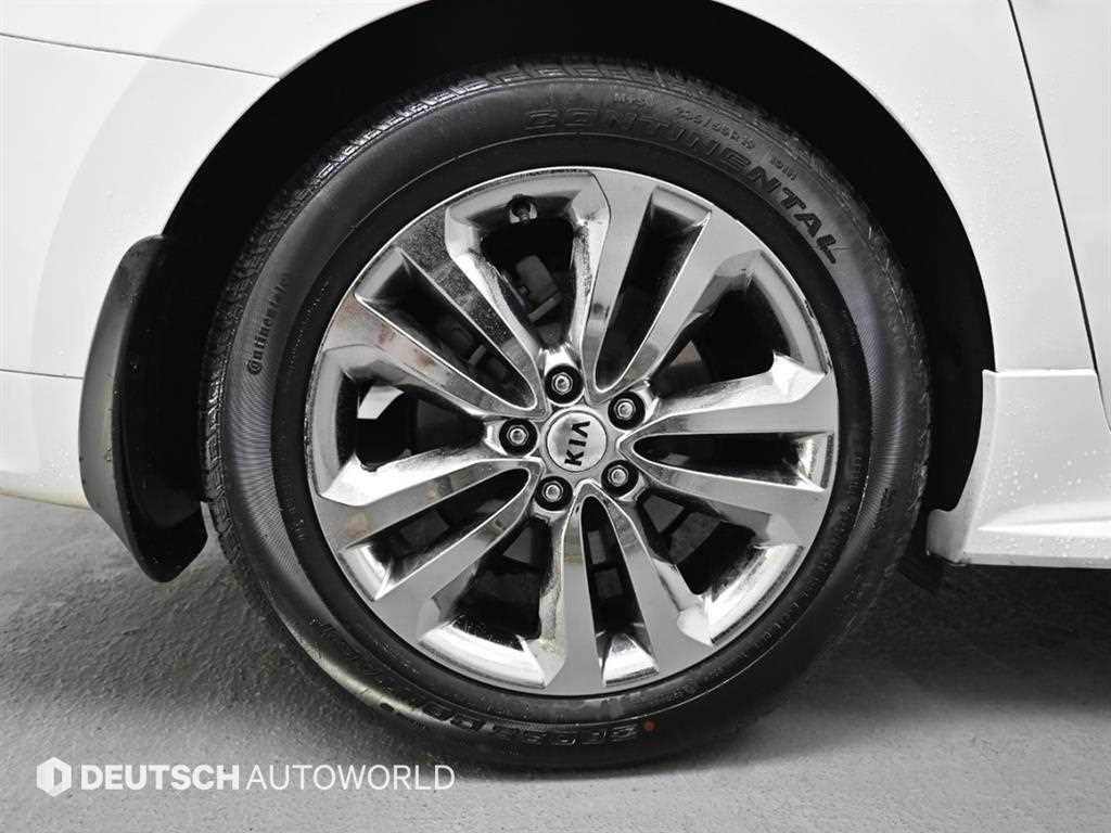 KIA Carnival - Vista 5