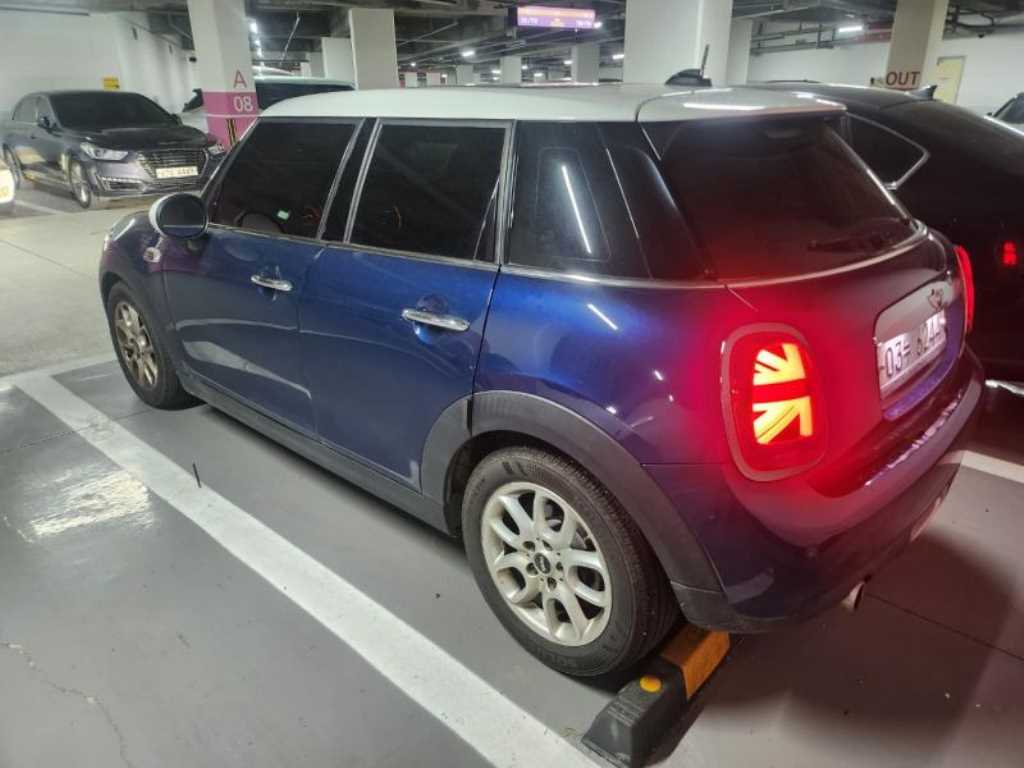 Mini Cooper - Vista 4