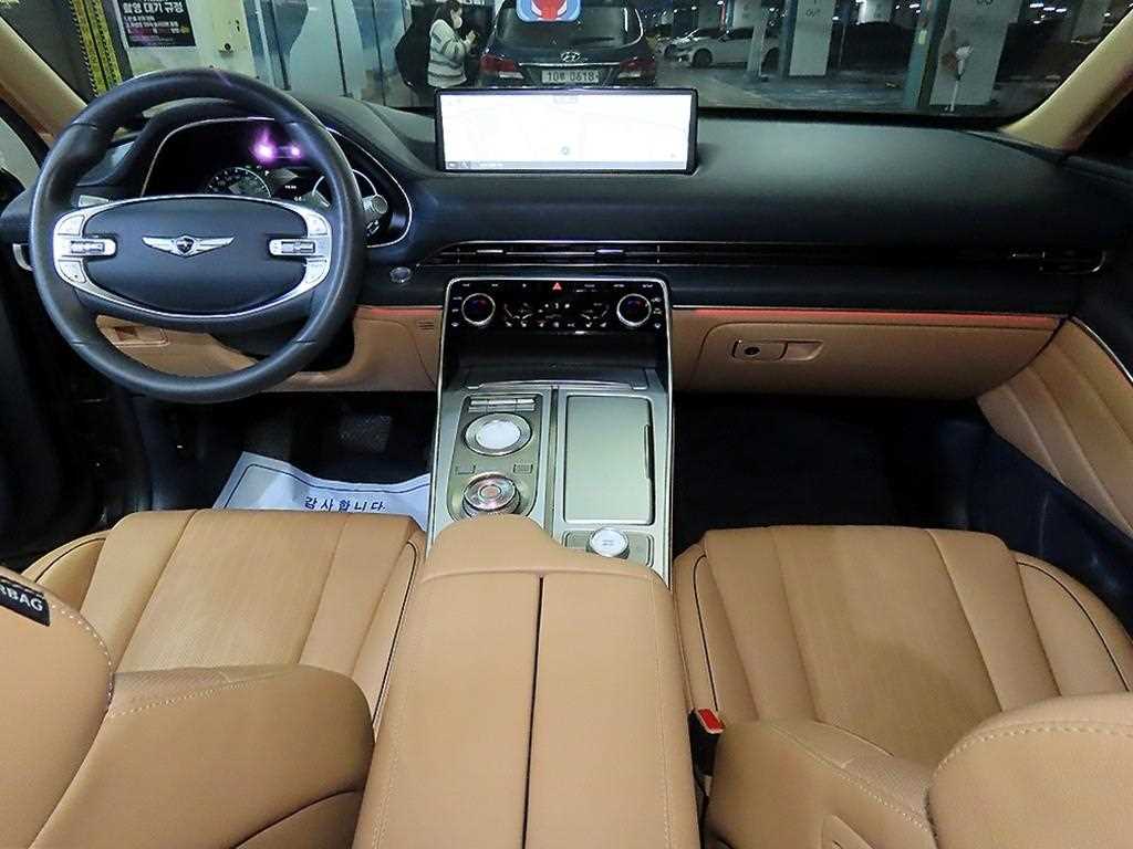 Genesis GV80 - Vista 10