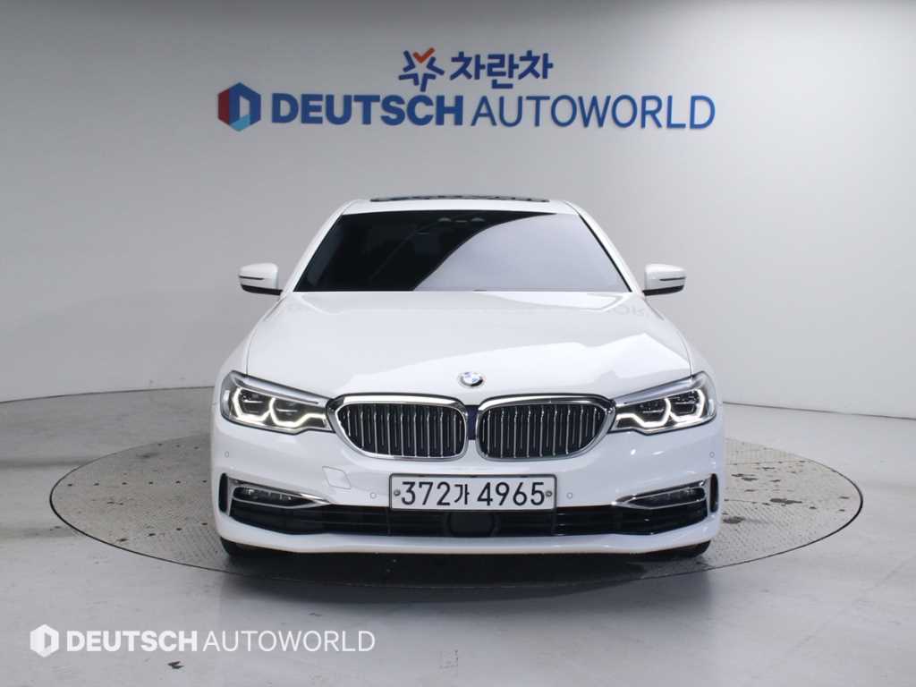 BMW 5 Series - Vista 3